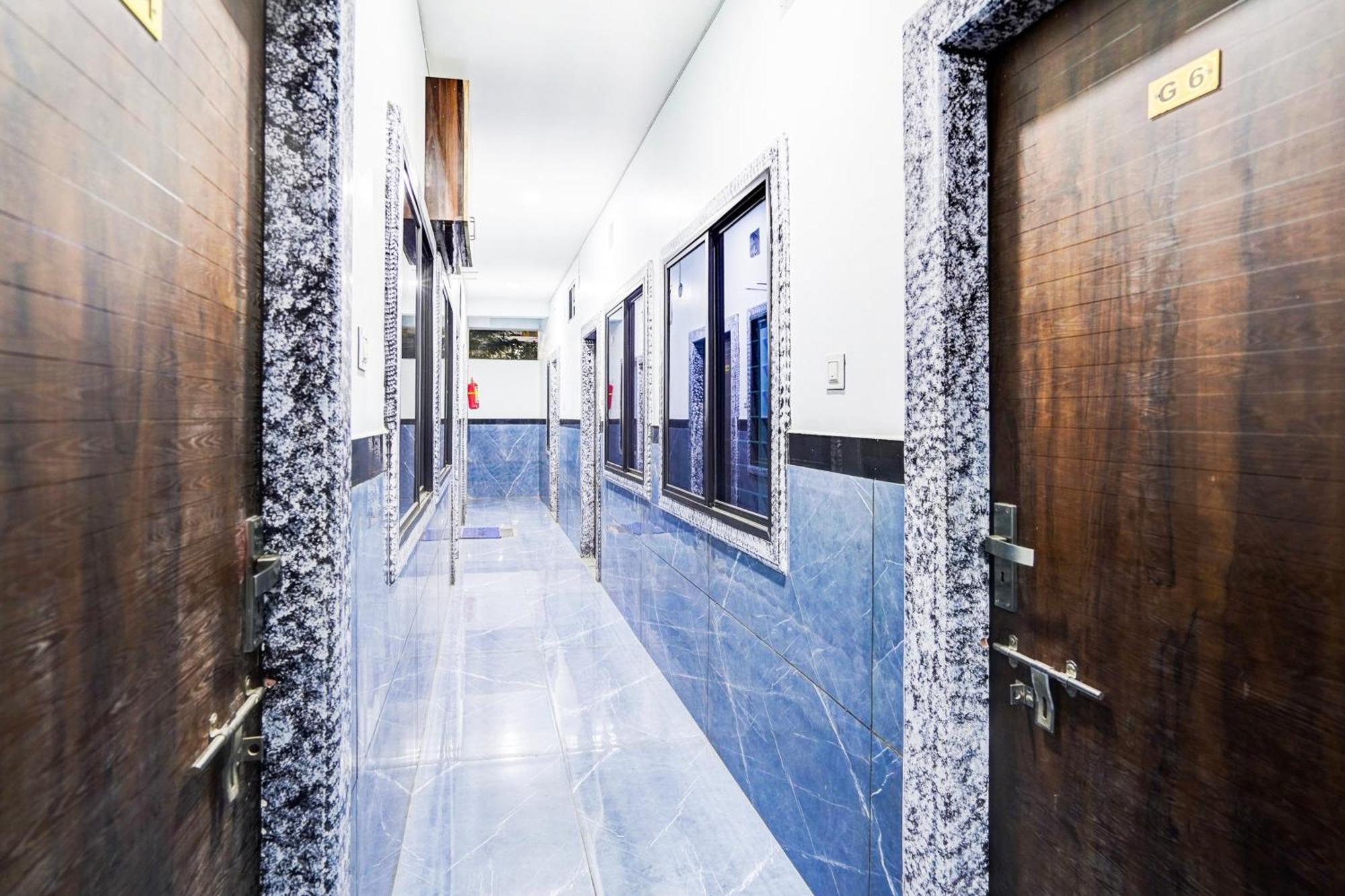 Super Hotel O Brilliant Convention Centre Formerly Madhur Shree Indore Exterior foto